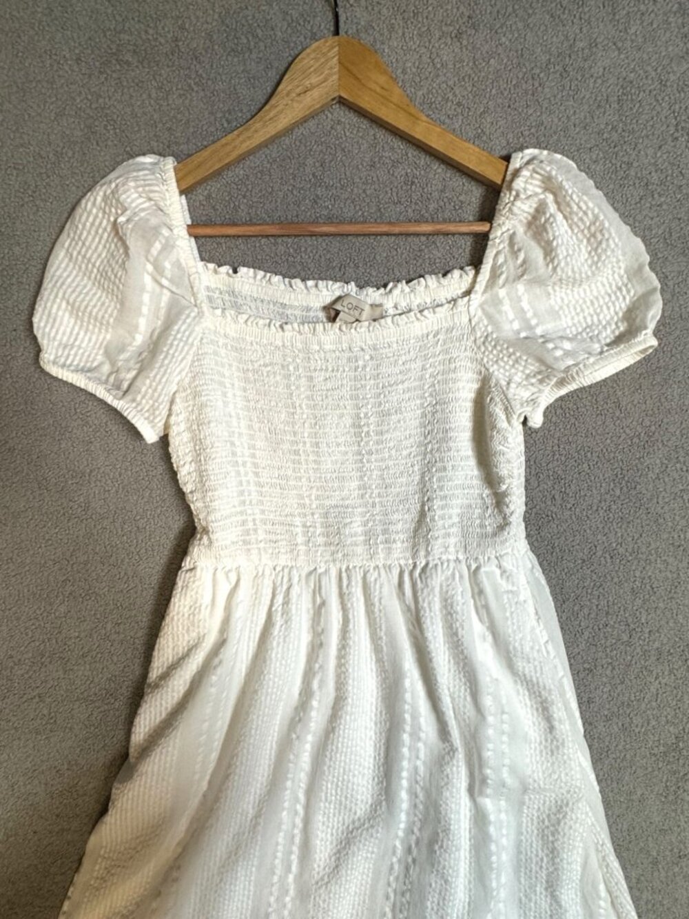 Loft Womens White Dress XS 100% Cotton Midi Smocked Puff Sleeves Textured Lined - Picture 7 of 9